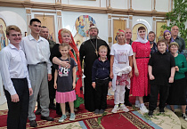 В храме села Рычково встретили праздник Святой Троицы