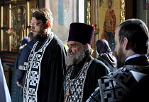 Во вторник первой седмицы Великого поста в Александро-Невском соборе прошло уставное богослужение 