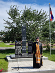 В городе  Петухово священник участвовал в митинге в День ветеранов боевых действий