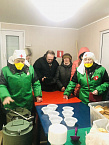 В курганском «Сквере Милосердия» кормят горячими обедами и помогают в социальной адаптации