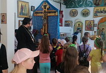 Макушинский храм архангела Михаила посетили юные гости