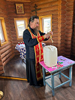 Варгашинский священник совершил выезд в дальние сёла