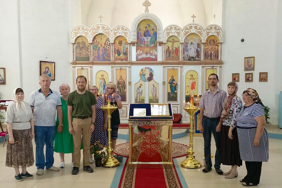 Для сельского храма Зауралья приобретены новые аналои