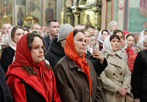 В главном соборе Зауралья встретили Пасху Христову