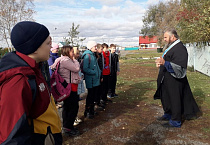 Школьники побывали с экскурсией в храме села Гладковское
