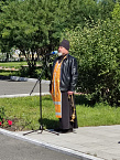 В городе  Петухово священник участвовал в митинге в День ветеранов боевых действий