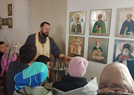 В селе Лисье школьники совершили экскурсию в храм Святой Живоначальной Троицы