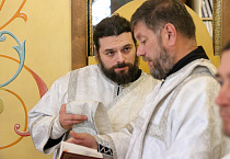 Митрополит Даниил совершил Литургию и панихиду в Димитриевскую родительскую субботу