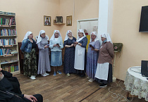 В Кургане сестры милосердия и прихожане поздравили священников с Днём пограничника