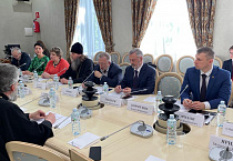 Митрополит Даниил возглавил в Общественной Палате РФ круглый стол о сохранении исторической памяти