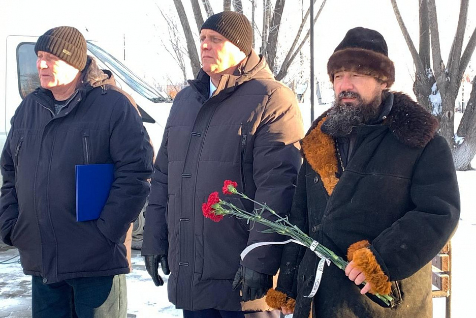 В селе Половинном священник выступил на митинге