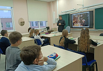 В Кетово настоятель храма провёл урок в школе
