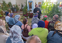 В храме села Рычково встретили праздник Святой Троицы