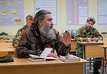 Курганский священник принял участие в учебно-методическом сборе священнослужителей, окормляющих подразделения Росгвардии