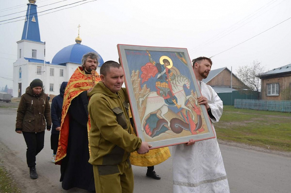 В Мокроусовском районе икону Георгия Победоносца крестным ходом перенесли в храм его имени