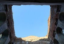 Митрополит Даниил совершил Литургию рядом с разрушенным в годы гонений храмом в Мендерском