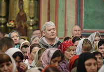 В главном соборе Зауралья встретили Пасху Христову