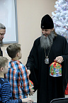 Митрополит Даниил поздравил со Святками подопечных Курганского центра помощи семье и детям