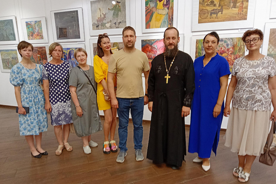 В Кургане члены православного клуба в музее познакомились с библейскими сюжетами Сальвадора Дали
