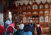 В храме посёлка Лебяжье побывали туристы из Варгашей