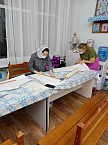Участницы проекта "Швейная мастерская "Нить добра" успешно постигают портновскую науку