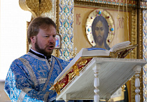 Митрополит Даниил совершил Литургию в Александро-Невском соборе в день Донской иконы Божией Матери