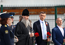 Митрополит Даниил принял участие в открытии памятника вертолёту-воину